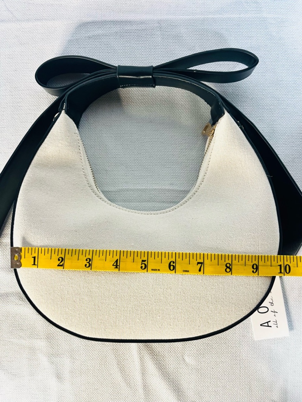Two-Tone Crescent Bow Tie Crossbody HandBag — Black & Cream - Picture 12 of 14